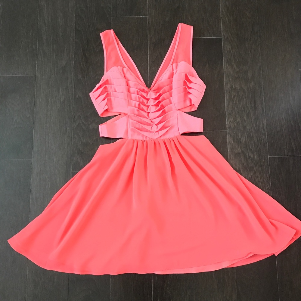 Finders Keepers Cocktail/Homecoming Dress